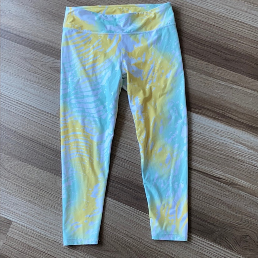 Fabletics Capri leggings